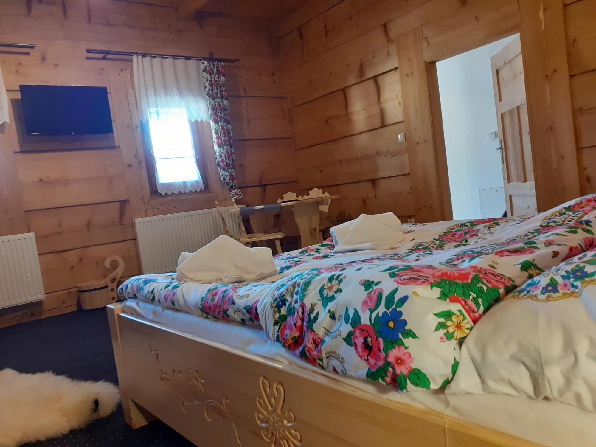 Pokoje Goscinne Wierzbowka Przy Termach Witów المظهر الخارجي الصورة